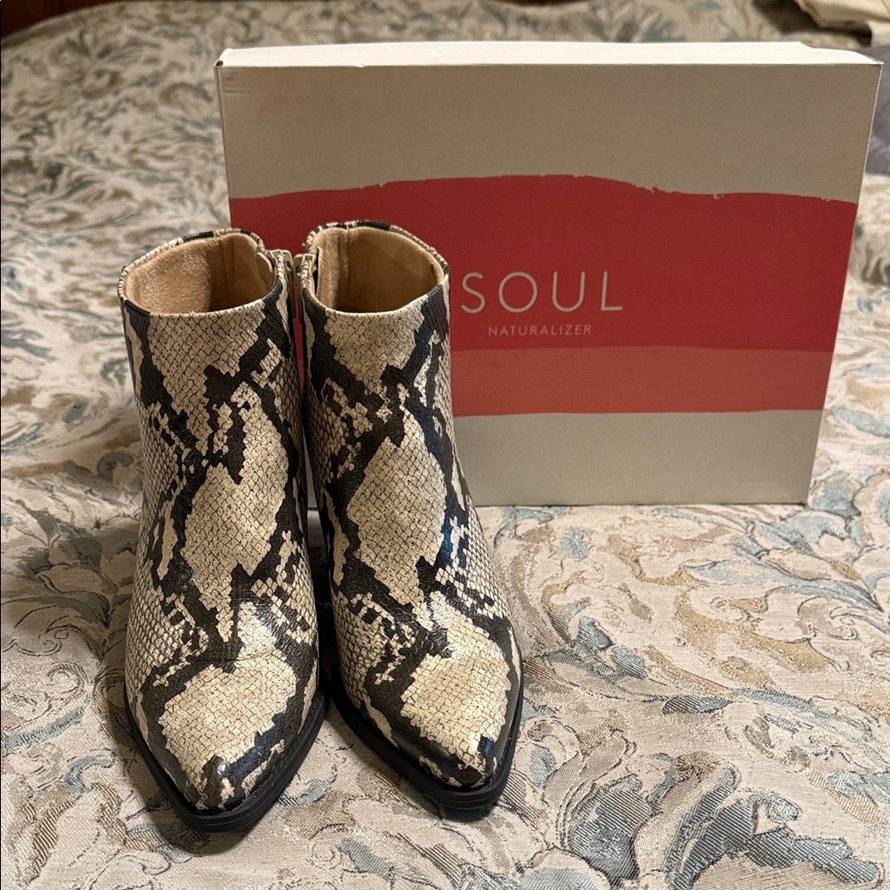 Naturalizer Snakeskin Ankle Boots - Black and Cream